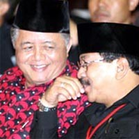 Suara Pakde Salip Pak Tjip, Khofifah Kancrit